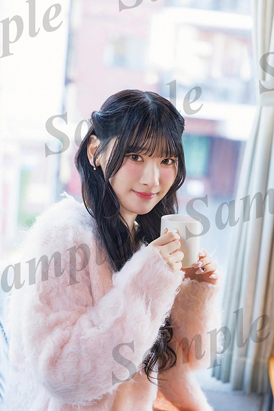 写真・画像】＝LOVE、5年ぶりのカレンダーブックが3月発売 ソロ