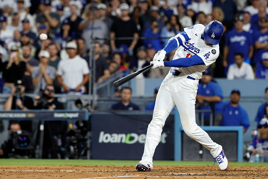 写真・画像】なんで…！？ 大谷翔平は「神の領域」特大場外弾で